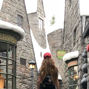 Meet your Posher, Julia